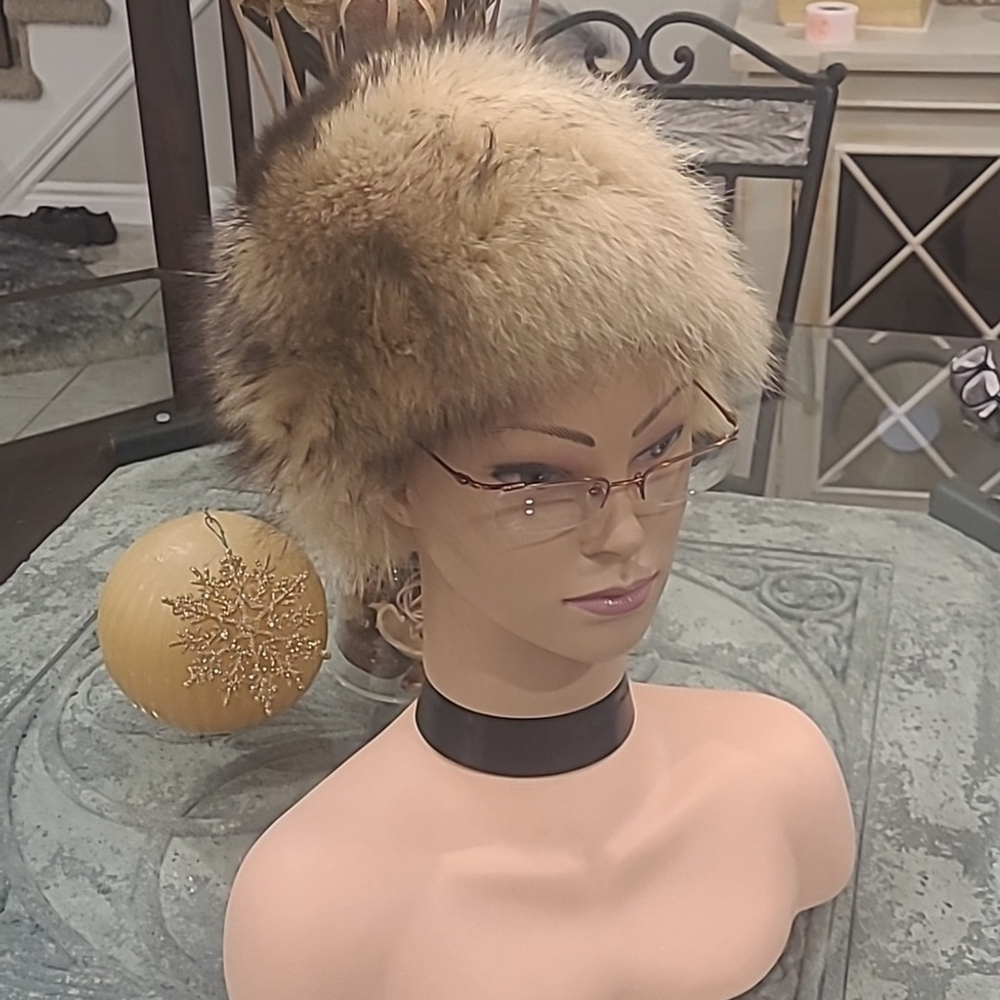 CHRISTINE ORGINALS MONTREAL WOMEN'S COYOTEE FUR HAT M